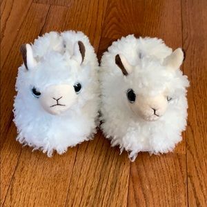 Like New Llama Kids Slippers size 13/1